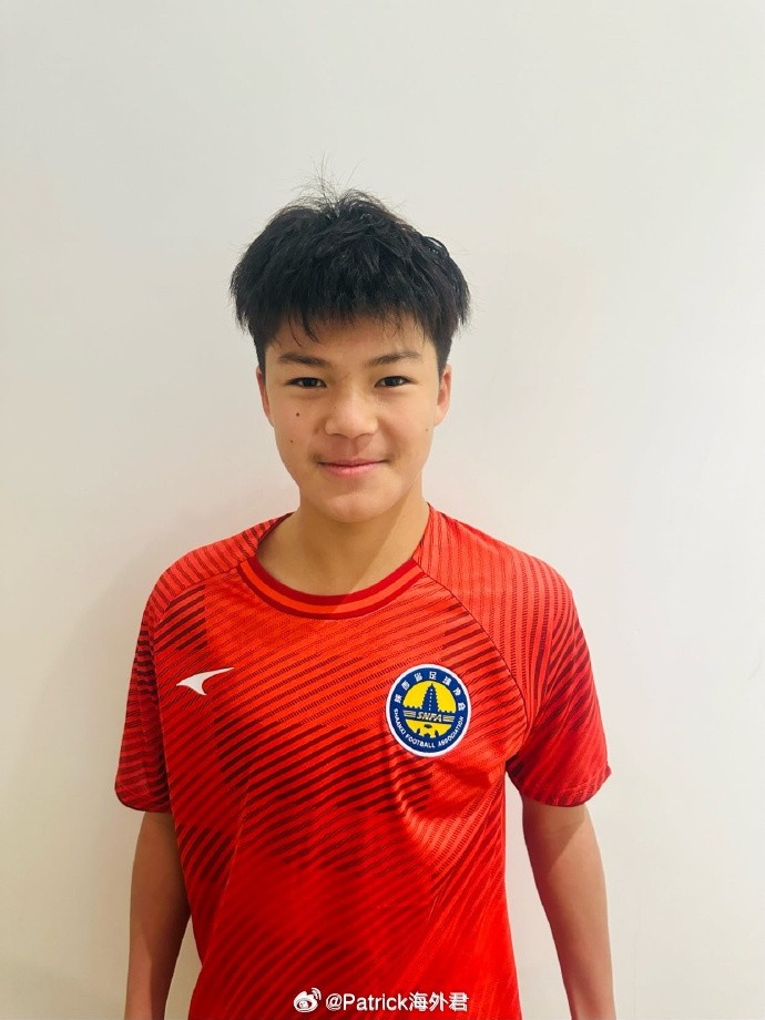博主：劉凱源本賽季西班牙加泰U16優(yōu)選聯(lián)賽首發(fā)18次，已打入9球
