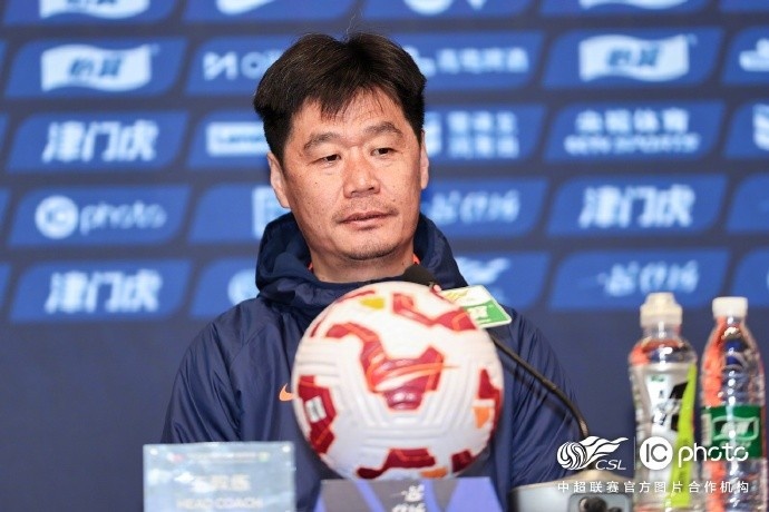 李霄鵬：希望明天比賽能打出一些新的東西，取得一個(gè)好的結(jié)果