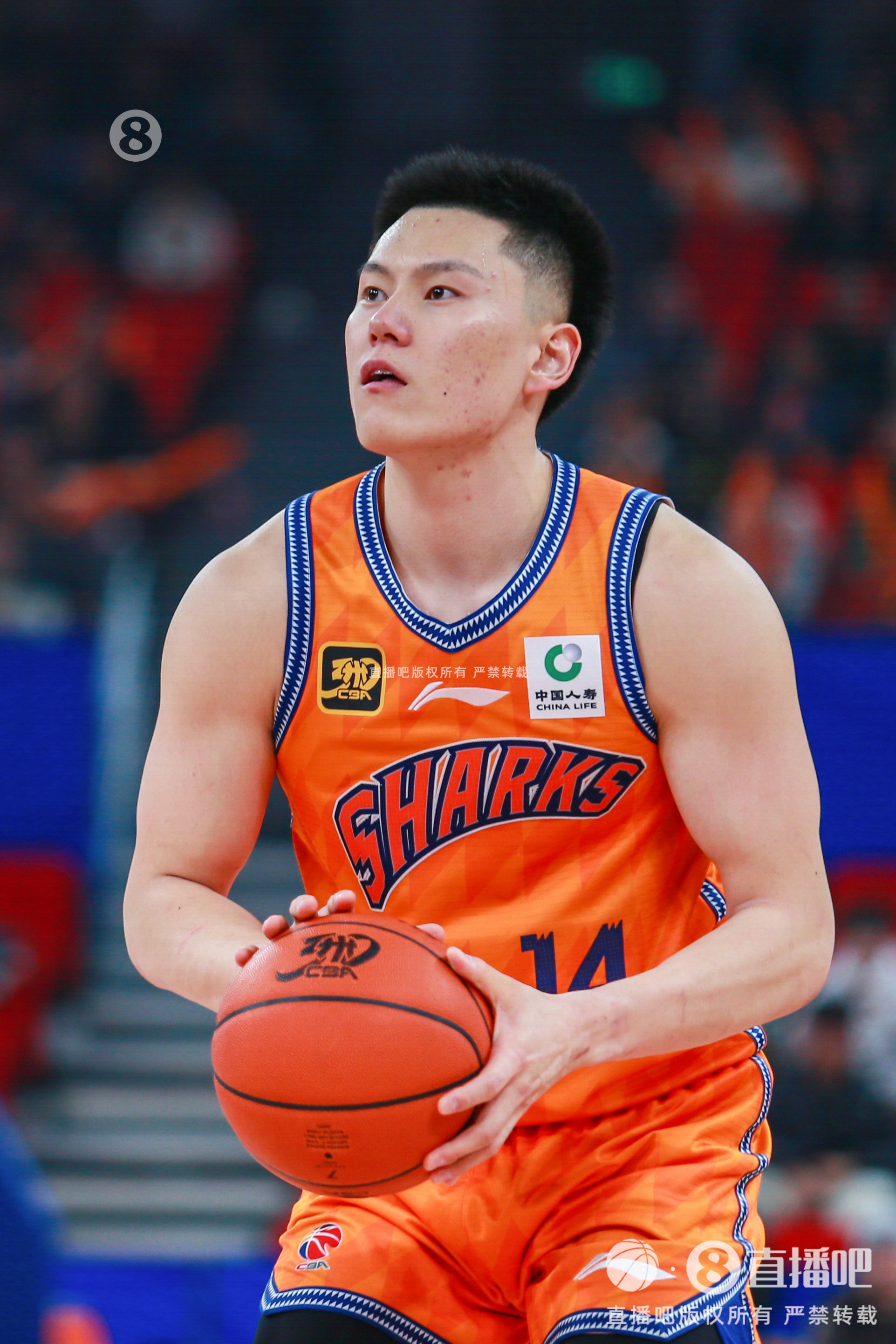 手感火熱！李弘權(quán)半場三分6中5得到15分3板0失誤