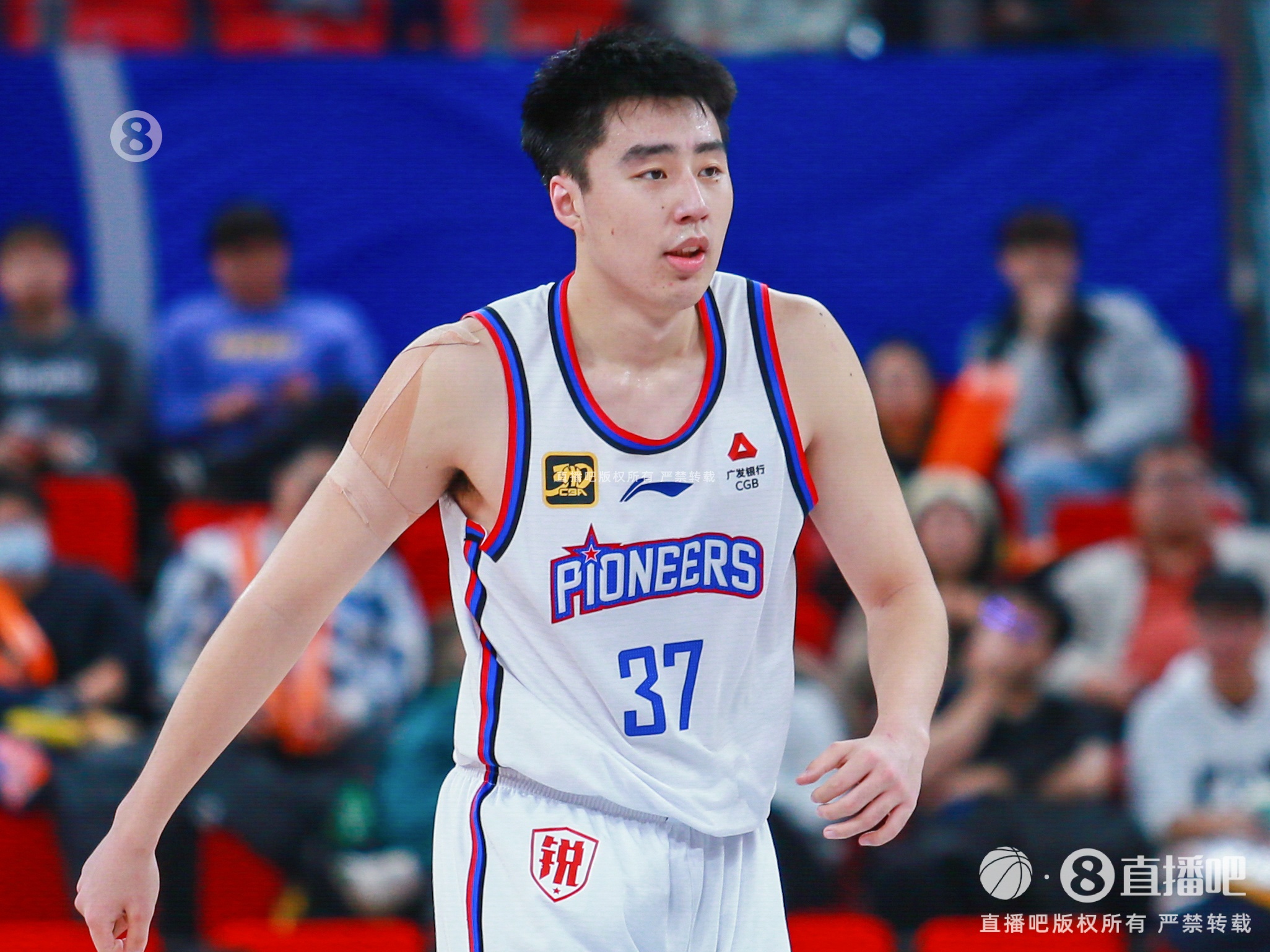 無奈最后6犯離場！杜伯超20中10&三分8中3空砍24分4板2帽